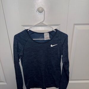 Nike Women's Blue Long Sleeve Top